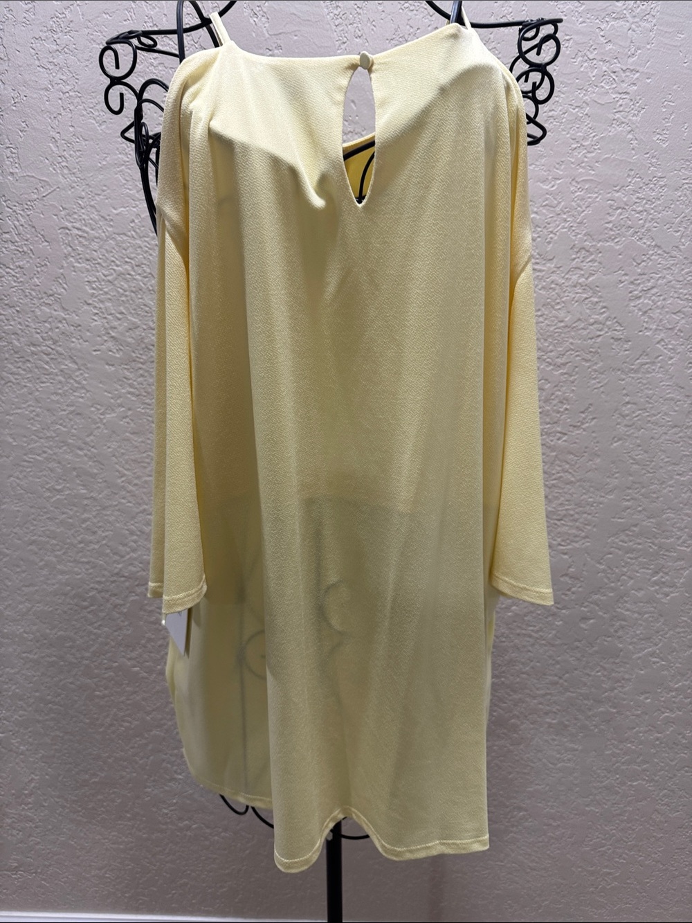 Ellen Tracy Pale Yellow Cold-Shoulder Tunic